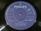 THE VALENTINES (Bon Scott, AC/DC):Juliette. RARE Aussie/OZ Orig Philips MONO 45