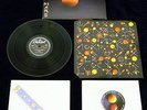 The Beatles WINGS, VENUS & MARS UK FIRST ISSUE VINYL LP + ALL ORIGINAL INSERTS.