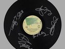 Genuine Signed THE EAGLES HOTEL CALIFORNIA  12