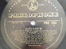 THE BEATLES - Please Please Me LP. 1st press UK mono Gold/Black. Plays nice.