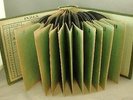 c1910 LITTLE WONDER ALBUM with 20 5 ½” 78rpm RECORDS Green Cover NR