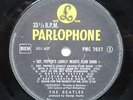 THE BEATLES: Sgt Pepper's Lonely Hearts Club Band   PARLOPHONE PMC 7027   type 1