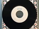 Kiss- 7