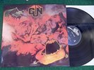 Gun – First (Lp, Epic RI, US) Race With The Devil; Vinyl; real ROCK 