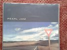 PEARL JAM   YIELD   LIMITED COLORED  EDITION   LP