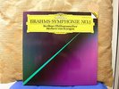 DGG DIGITAL BRAHMS KARAJAN SYMPHONY  N.1  MINT
