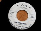 CARAVELLES ONE LITTLE KISS TWISTIN MARIE JOEY OUT OF PGH  DOO WOP 45