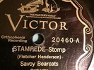 HOT JAZZ SAVOY BEARCATS on VICTOR Super Clean. STAMPEDE/HOT NOTES in E