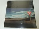PEARL JAM - YIELD