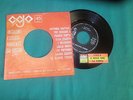 LE MACCHIE ROSSE - LUCA / LA CORSA- RARO 45 GIRI CON STICKER ANNO 1970