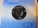 *(XT1) Carl Perkins Matchbox UK London Tri HL 8408 Excellent