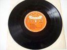 the beatles: les perruques, original polydor 45900  1964 (vinyl without cover)