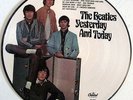 Beatles - Yesterday And Today - Euro - 12