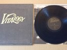 PEARL JAM - Vitalogy (1994 Original Vinyl LP) w/ BOOK Excellent