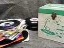1961 PLATTER PAK RECORD CASE WITH INSERTS + 80 ASSORTED 45s + RECORD SPINDLE ADA