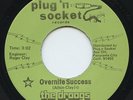 Rare Punk 45 - The Droogs - Overnite Success - Plug 'n Socket - # 004 - M-
