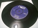 The Soul Sisters - Wreck A Buddy / Verstiles - Push It In Amalgamated UK reggae