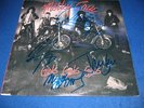 Mötley Crüe - signed vinyl LP / Motley Crue