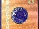 Stu James and The Mojos 'Wait A Minute' 7