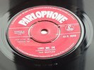 THE BEATLES  ORIGINAL  1962 RED PARLOPHONE 45 LOVE ME DO 1 G  STAMPERS