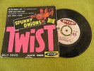 Billy Davis & The Legends (Spunky Onions) / Clarence Brown - 1962 France 7