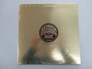 Barry White 1975: GREATEST HITS  Original Vinyl 33 LP Very Good Condition.