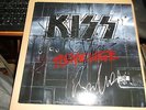 LP VINYL RECORD-KISS-SIGNED-5 AUTOGRAPHS-REVENGE-MINT/UNPLAYED-SUPERB