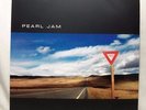 PEARL JAM Yield LP 1998 Epic 1st Pressing Black Vinyl Die Cut Cover