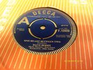 DAVE BERRY/ONE HEART BETWEEN TWO DEMO,F12020 NMTOMINT DECCA 45
