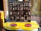 LED ZEPPELIN PHISICAL GRAFFITI  COLOR, MINT CONDITION.