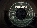 45T JUKE BOX JOHNNY HALLYDAY PETITE FILLE / POURQUOI AS TU PEUR DE LA VIE