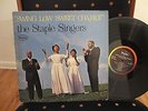 THE STAPLE SINGERS SWING LOW SWEET CHARIOT VEE-JAY GOSPEL LP