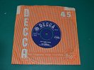 THE ZOMBIES - SHE'S NOT THERE. DECCA.  F.11940  EX Condition  1st Press 1964