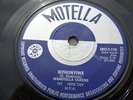 MAHOTELLA QUEENS Sithunyiwe 7'' 45 Dancefloor 1968 AFRO SOUTH AFRICA Zulu Vocal