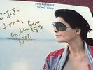 YOKO ONO IT'S ALRIGHT LP AUTOGRAPHED SIGNED IN NEW YORK CITY 1982 BEATLES LENNON