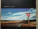PEARL JAM YIELD