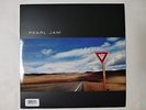 Pearl Jam Yield (die cut cover) 1998 US - NM