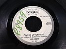 Aki Aleong on Vee Jay  GIVING UP ON LOVE POPCORN NORTHERN SOUL 45  hear