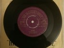 Elvis HMV POP 330