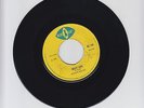 BLUE CAT/BELLY LICK  -  DENNIS WALKS/THE GAME SONG (68  ROCKSTEADY/REGGAE  7