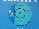 The Idle Race - The Skeleton And The Roundabout 1968 UK 45 LIBERTY PSYCH