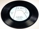 BARBARA HOWARD: I Don't Want Your Love / The Man Above 45 rare - Funk