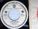 BONNIE 45 Close Your Eyes / My Love Keeps VG++ Girl Group PROMO Popcorn w2509