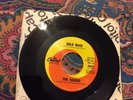 THE DAISIES COLD WAVE/ PUT YOUR ARMS AROUND ME 45 