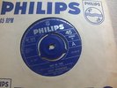 Dusty Springfield – Give Me Time / The Look of Love 1967 7” Philips BF 1577