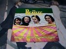 THE BEATLES SMOKING BEHIND STRAWBERRY FIELDS BLUE VINYL EXCELLENT
