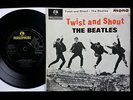 THE BEATLES Twist And Shout EP 45/PS UK 1st  Parlophone GEP 8882