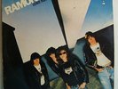 RAMONES Leave Home - Original UK LP - Punk Carbona Not Glue Joey Ramone Dee Dee