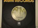 Sex Pistols : God Save The Queen, A&M Records AMS 7284 7