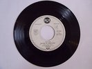 Single Vinyl Elvis Presley with the Jordanaires -Devil in Disguise -RCA  Muster